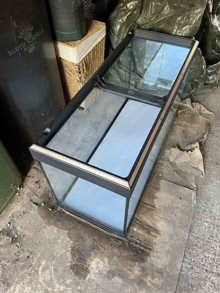 Photo of free Fluval Fish Tank (Queen's Hills NR8) #4