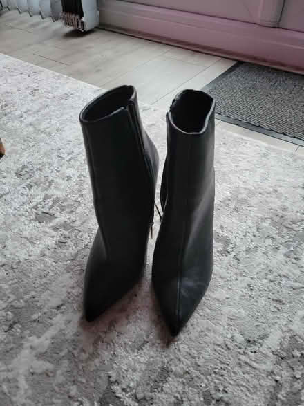 Photo of free Anke Boots (Springfield WN6) #1