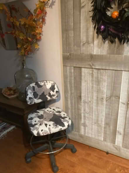 Photo of free Desk chair (Rte 59 & 95th st. Naperville) #1