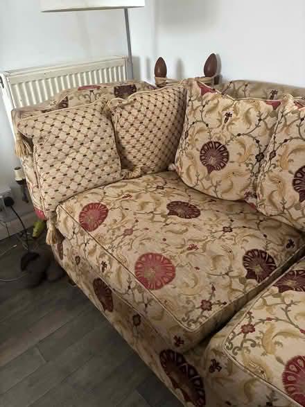 Photo of free Knoll sofa (GL14 2UA) #2