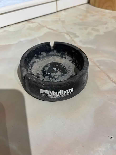 Photo of free Heavy ashtray (PO8 Wecock) #1
