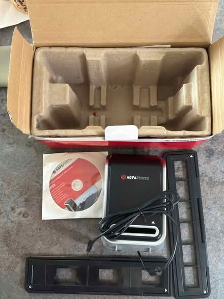 Photo of free Film Negative and Slide Converter (Bangor-on-Dee LL13) #2