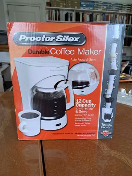 Photo of free incomplete coffee maker (Chelsea 10011) #1