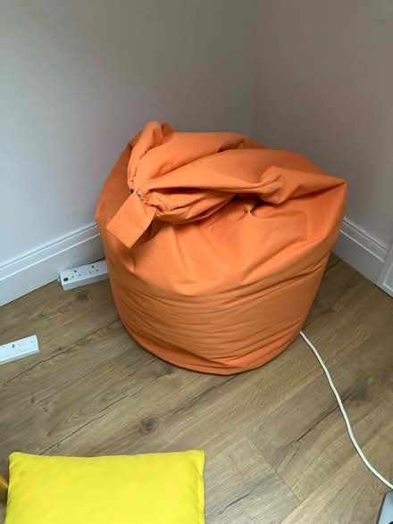 Photo of free Small beanbag (Twickenham Green) #1