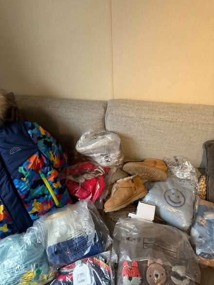 Photo of free Children's clothing and others (TW17) #1