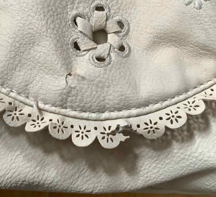 Photo of free Small cream handbag (Great Gaddesden HP1) #2