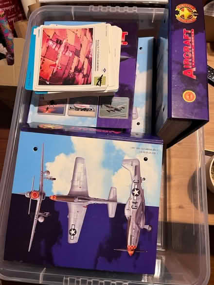 Photo of free Aircraft of the World Ring binders (TW12 - Hampton Hill) #1