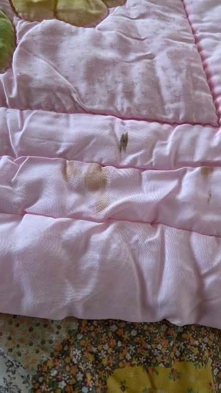 Photo of free twin/full quilt--can go in laundry (south sunnyvale) #3