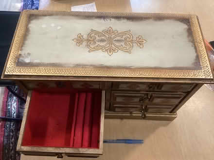 Photo of free Jewelry box (Northwest Seattle, phinney) #3