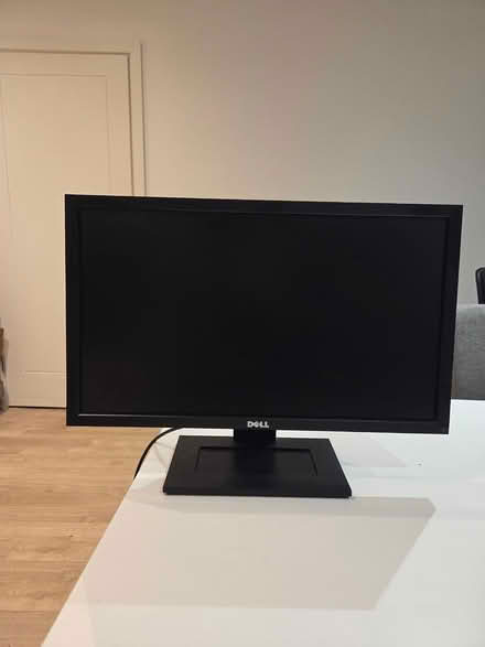 Photo of free Dell Monitor (W3) #1