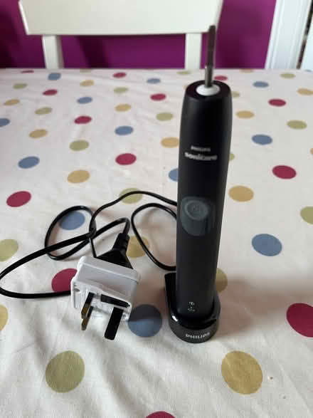 Photo of free Phillips electric Toothbrush (AB25) #1