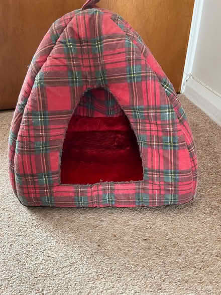 Photo of free Cat equipment (Widmer End HP15) #1