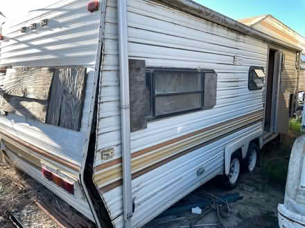 Photo of free 70s 5th wheel Golden Nugget Royale (Santa Paula) #3