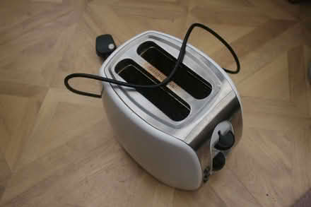 Photo of free 2 slice toaster. (Brookhouse LA2) #1
