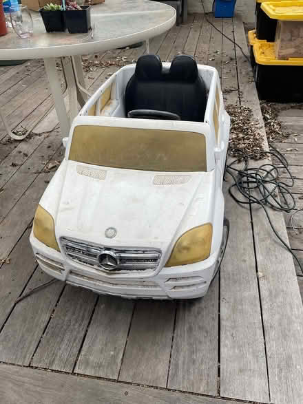 Photo of free Toodlers Mercedes Benz (By Morgan Hill Library) #1