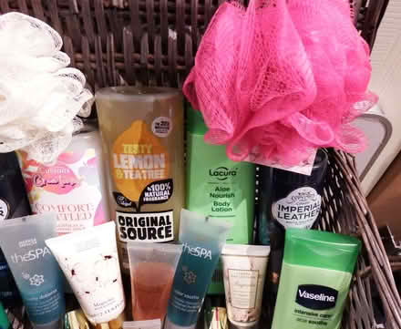Photo of free Large Hamper Of Mostly Bathroom Toiletries (Vale LA1) #2