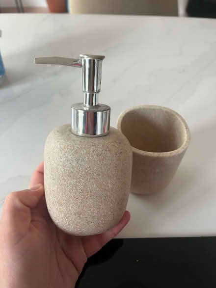 Photo of free Bathroom set (BN3) #1