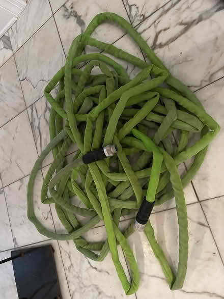 Photo of free Zero-G garden hose (20878) #1
