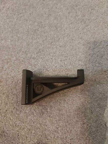 Photo of free 14x Brainwavz Headphones Hangers (Barnet EN5) #1