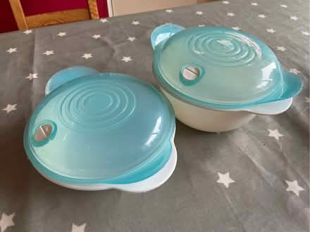 Photo of free 2 x Microwave Bowls with Lids (Wallands Park BN7) #1