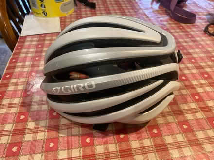 Photo of free White cycle helmet (OX4 Littlemore) #1