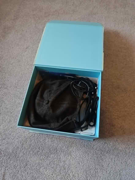 Photo of free Red/Blue Light Cap (Barnet EN5) #3