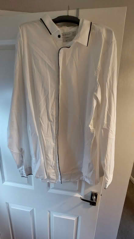 Photo of free Men's shirts 2xl and xl (St Albans Jersey Farm AL4) #1