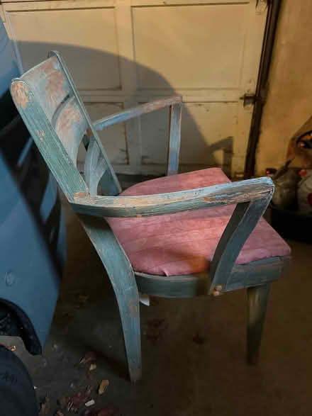 Photo of free Dining Table, 4 Chairs MCM (Media/Swarthmore area) #1