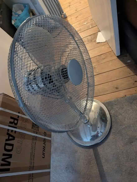 Photo of free Silver pedestal fan (Swarkestone DE73) #1