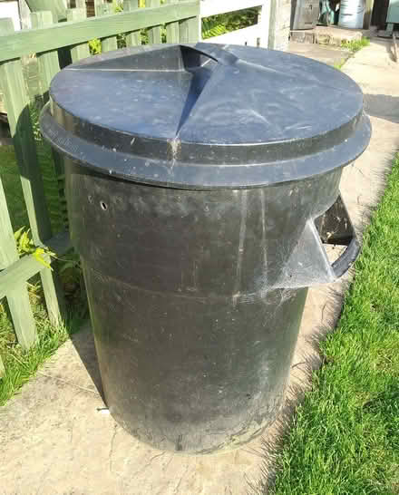 Photo of free Rubbish bin - Ideal for garden (Hawbush DY5) #4