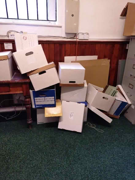 Photo of free 10+ cardboard archive boxes with lids (Sharrow S11) #1