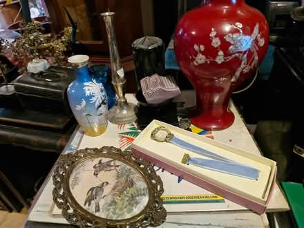 Photo of free Small collection of bric a brac (BR1 bickley) #1