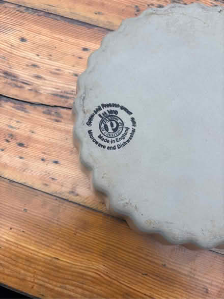 Photo of free Two pie dishes (Kidderminster DY10) #3