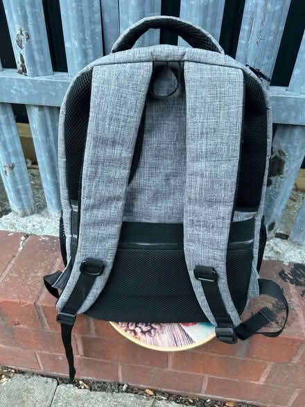 Photo of free Pre-Owned Grey Rucksack Bag (Bermondsey SE16) #3