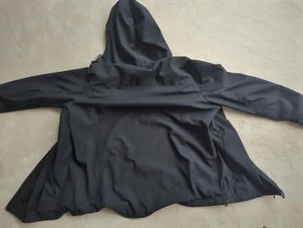 Photo of free Men's black windbreaker / shell (Glen Rock) #4