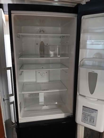 Photo of free LG Fridge Freezer (Huttocks Top OL13) #4