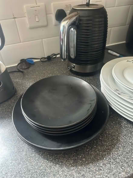 Photo of free Dinner plate set (Gem street L5) #3