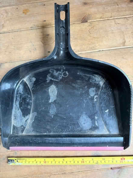 Photo of free Large Dustpan. (Cutteslowe OX2) #1