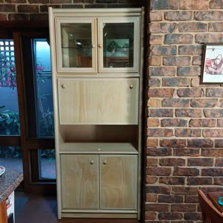 Photo of free Display Units + TV (Camperdown 2050) #2