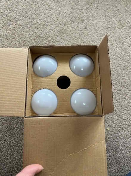 Photo of free Screw in Light bulbs (Dunstable LU6) #2