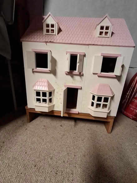 Photo of free Dolls house with accessories (Lancaster - Newmarket Avenue) #2
