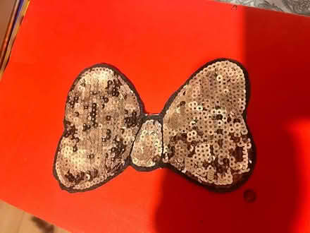 Photo of free Glitter sequins bow (BR1) #1