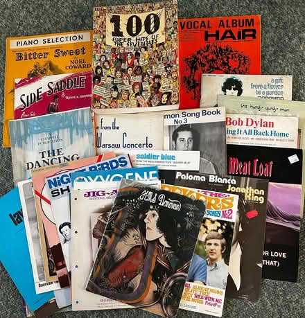 Photo of free Bundle of sheet music and music books (Chesham HP5) #1
