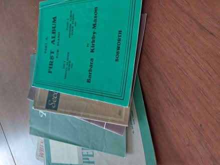 Photo of free Piano music for beginners (Southborough TN4) #1