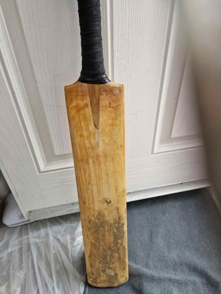 Photo of free Cricket bat (Kingston upon Thames, KT3) #1
