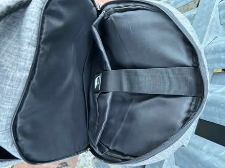 Photo of free Pre-Owned Grey Rucksack Bag (Bermondsey SE16) #4