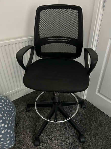 Photo of free Desk chair (Bingley (BD16)) #1