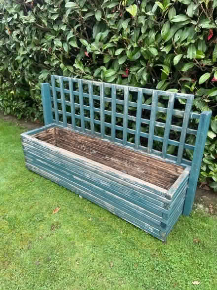 Photo of free Raised bed with trellis (Amersham Common HP7) #1