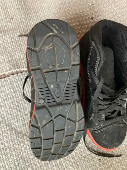Photo of free Safety boots size 37, worn once (Eastfield PE1) #4