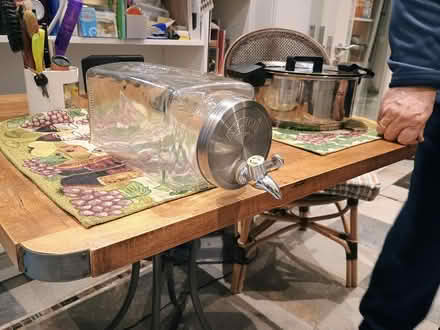 Photo of free Glass dispenser- water/ lemonade (Monkstown, County Dublin) #1